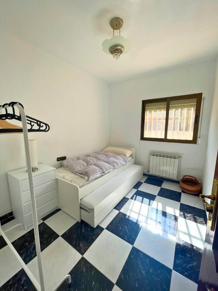 Casa Con Jardin En Ogijares Villa Ngoại thất bức ảnh